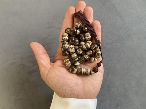 سبحة قلاليث فرنسي قديم من عصي