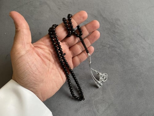 يسر بلدي ١٠٠ خرزه