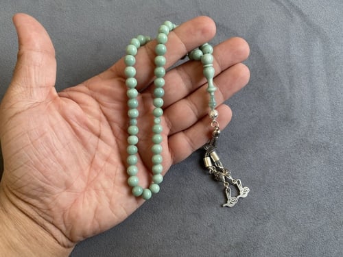 سبحة فاخرة من القلاليث التيفاني