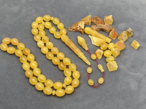 كهرمان بلطيقي حجر واحد