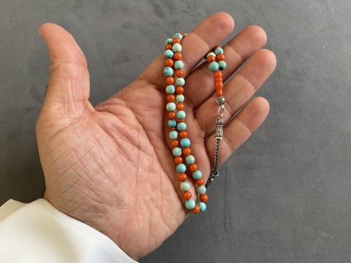 سبحة من الفيروز السيناوي و المرجان