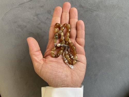 عقيق يمني أصلي لون عسلي