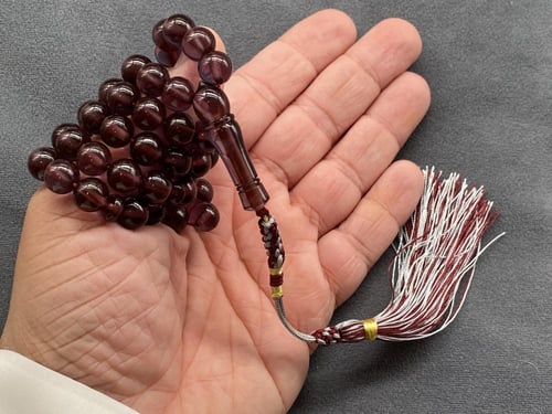 سبحة زعفراني بلون حرباء مميز