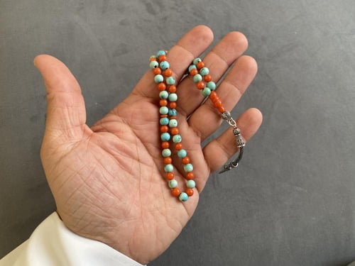 سبحة من الفيروز السيناوي و المرجان