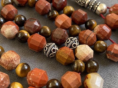 سبحة حجر جاسبر و عين النمر