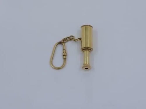 ميدالية مفاتيح تيليسكوب