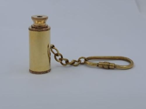 ميدالية مفاتيح تيليسكوب