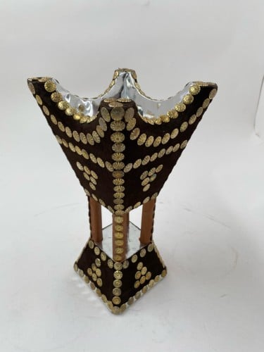 مبخرة باكستانية مخمل بني