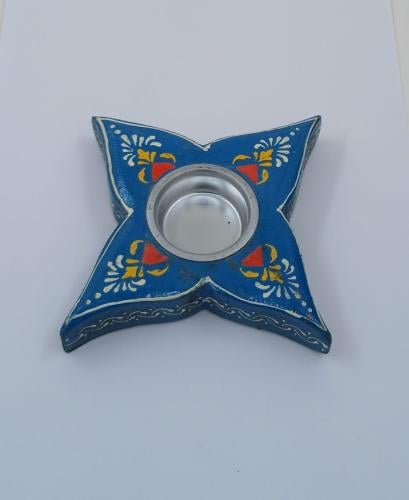 مبخرة هندية وردة متفتحة