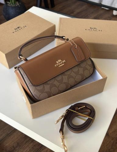 شنطة كوتش COACH