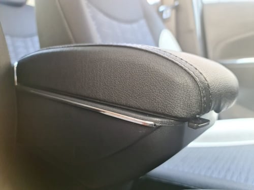 مسند شفروليه سبارك موديل 2016 الى 2022 لون اسود، د...