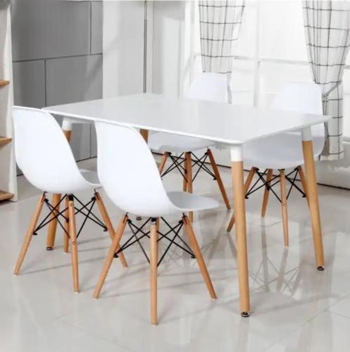 طقم طاولة طعام خشب مستطيلة 4 كراسي لون أبيض
