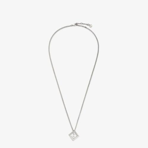 سلسال Fendi - فضي