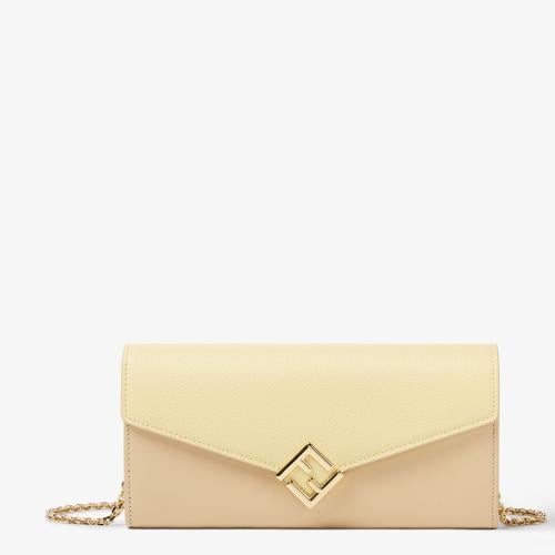 محفظة Fendi - أصفر