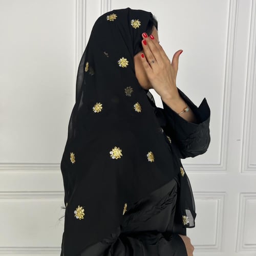طرحه شيفون مطرزة