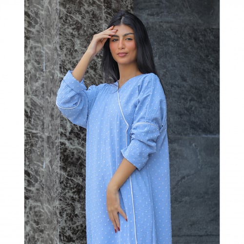 عباية سماوي منقط