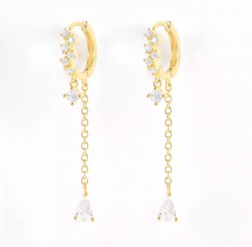 حلق فضة عيار 925 مطلية بالذهب عيار 18مع زركون