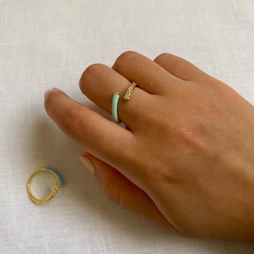 pastel neon ring - خاتم باستيل نيون مطلي بالذهب