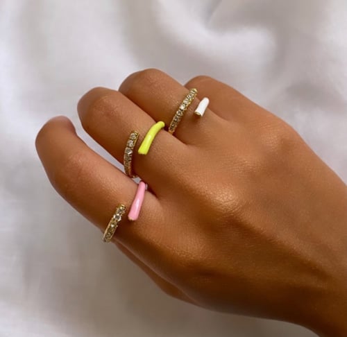 pastel neon ring - خاتم باستيل نيون مطلي بالذهب