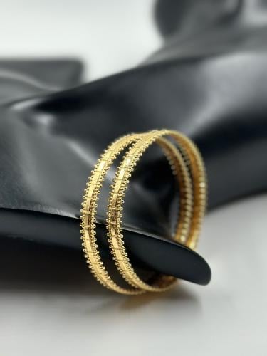 معاضد نسائي