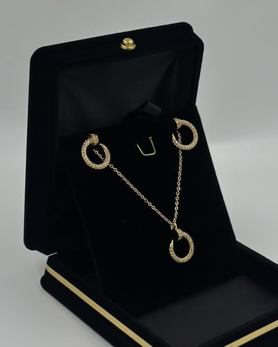 طقم أطفال متكامل