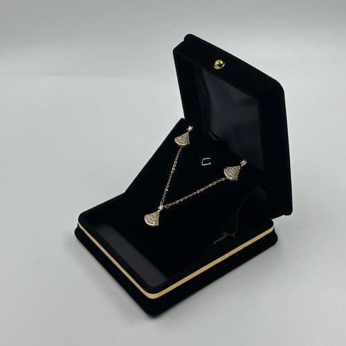 طقم أطفال متكامل