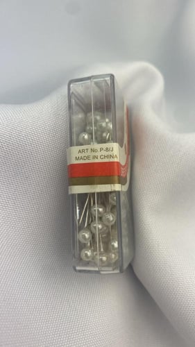 دبوس / رأس أبيض