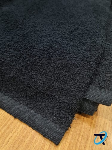 مناشف / اسود