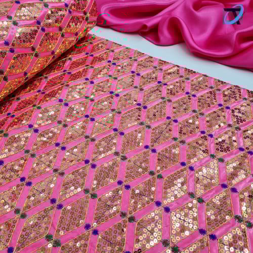 مطرزات مع الترتر