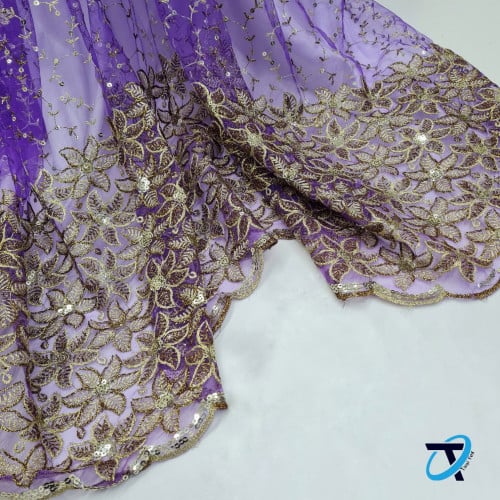 تل بحاشية تطريز ذهبي