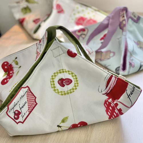Jam tray holder