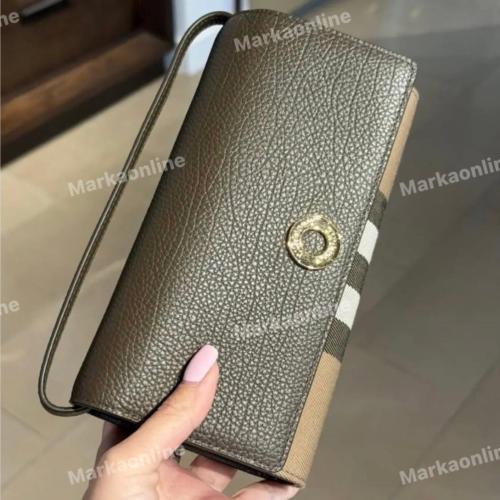 بربري هانا محفظة مع سلسلة | Burberry Hannah Wallet on Chain