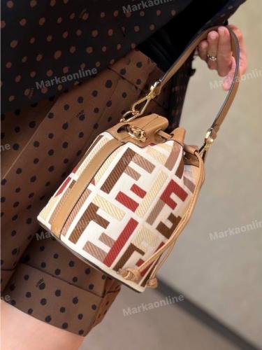 فندي ميني باكيت تريسور فضي | FENDI Mini Mon Tresor Bucket Bag Silver
