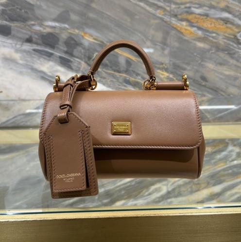 دولتشي اند قابانا ميني ماي سيلي | Dolce and Gabban...
