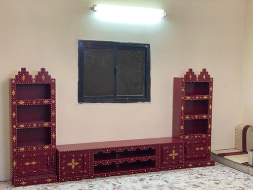 طاولة تلفزيون+ ٢ دولاب جانبي