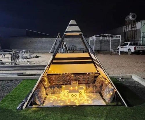 خيمة هرمية 3*3 شامل الاثاث