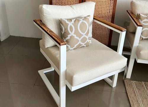 طقم جلسة حديد ملبيس يدات خشب سويدي