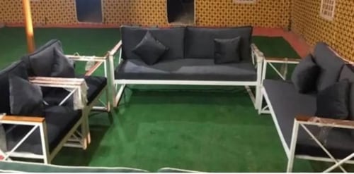 طقم جلسة حديد+٣ طاولة خدمة