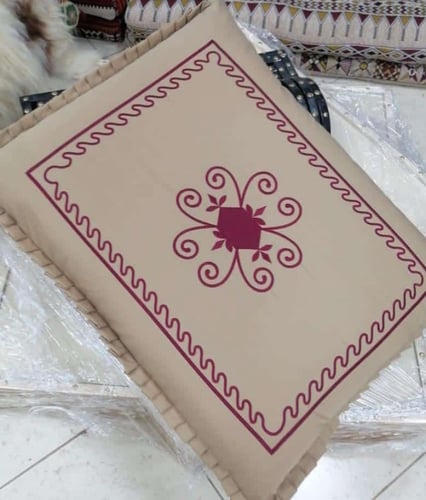 طقم قطري ( تطريز)