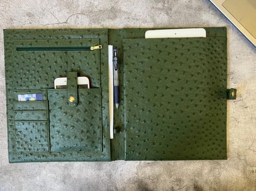 ملف جلد اخضر Folder 3