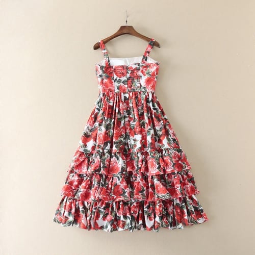 فستان احمر مورد