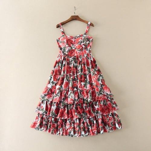 فستان احمر مورد