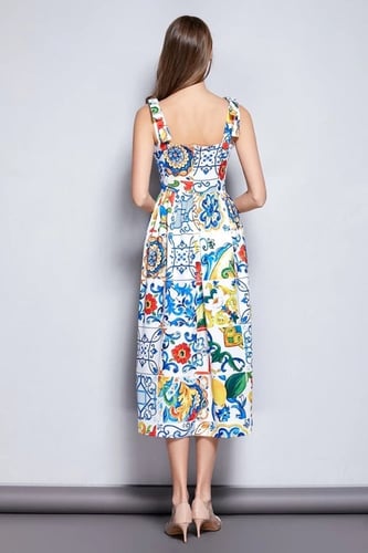 فستان انيق بطبعة فواكة