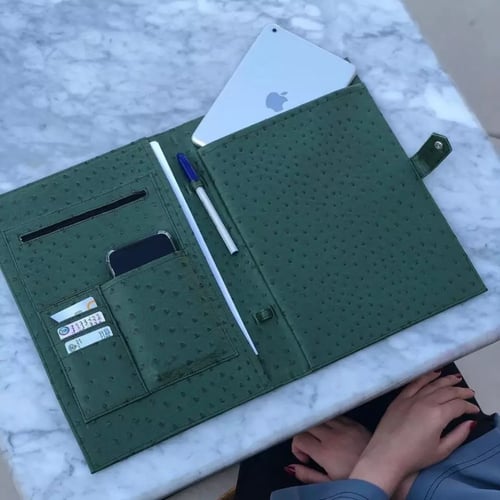 ملف جلد اخضر Folder 3