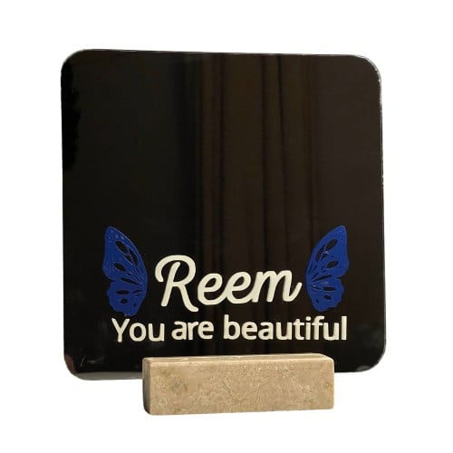 مرايا مع رسمة جناح