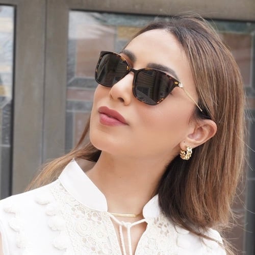 نظاره روز دو موند شكل فراشة انيق | Rose Du Monde S...