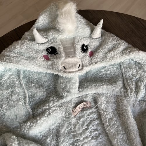 بطانية يونيكورن بغطا رأس وكفوف رقم c2