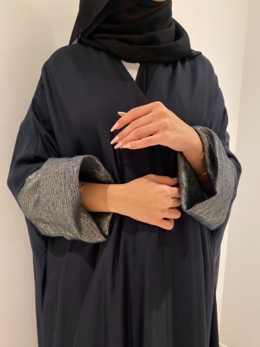 عبايه قطن ايطالي اسود مع كم لينن لماع