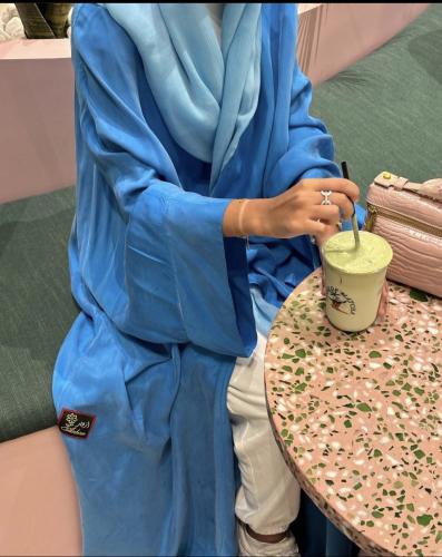 عبايه حرير مغسول ايطالي