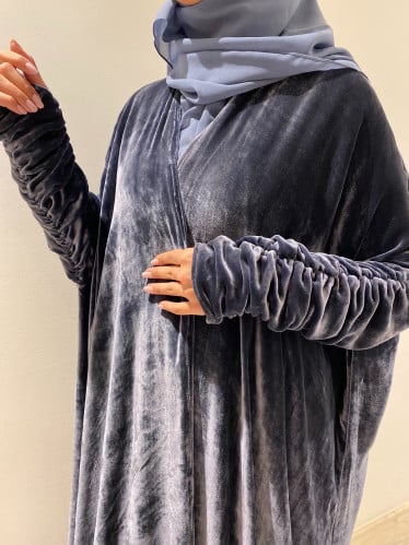 عبايه مخمل حرير فرنسي رمادي غامق